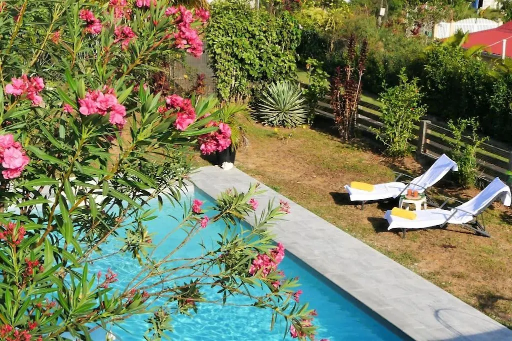 Villa Maison Oneway Avec Piscine, Jardin, Barbecue Sainte-Rose Guadeloupe