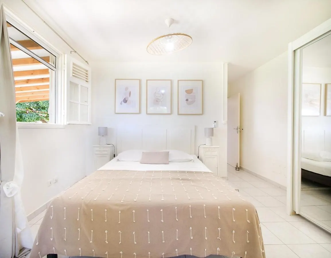 Maison Oneway Avec Piscine, Jardin, Barbecue Sainte-Rose 0*,  Guadeloupe