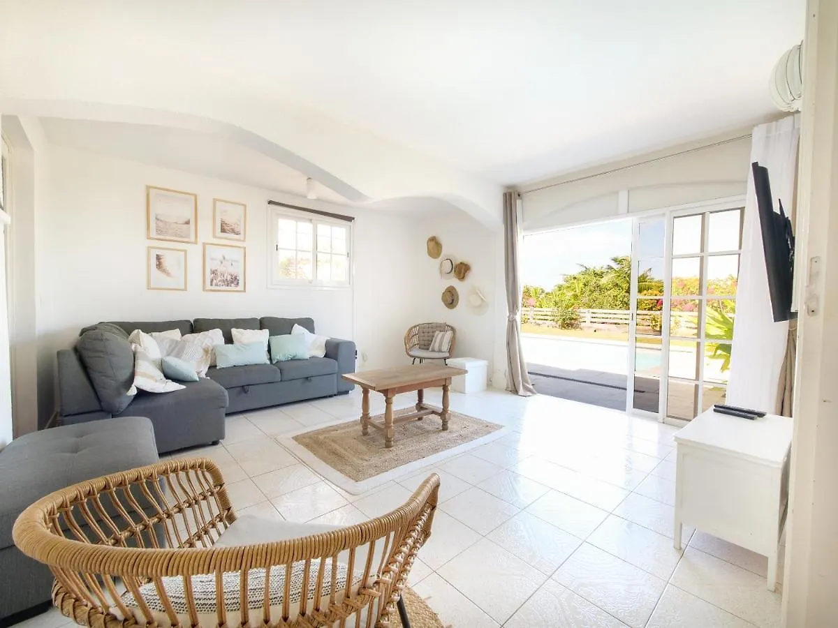 Maison Oneway Avec Piscine, Jardin, Barbecue Sainte-Rose Villa